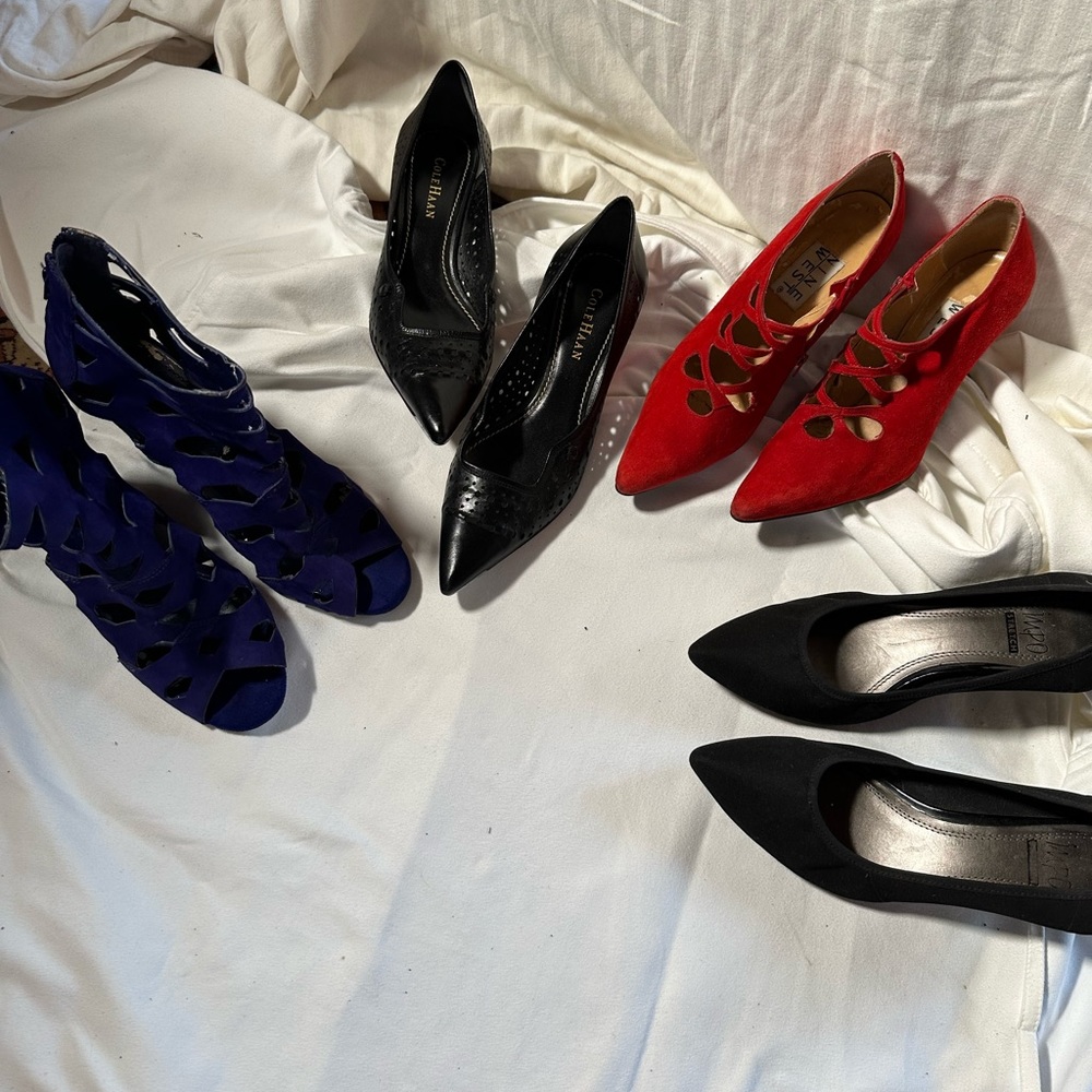 SEXY VINTAGE HEELS 👠 4 PAIRS 🥵 SIZE 8 - beautiful, kitten and wedge suede